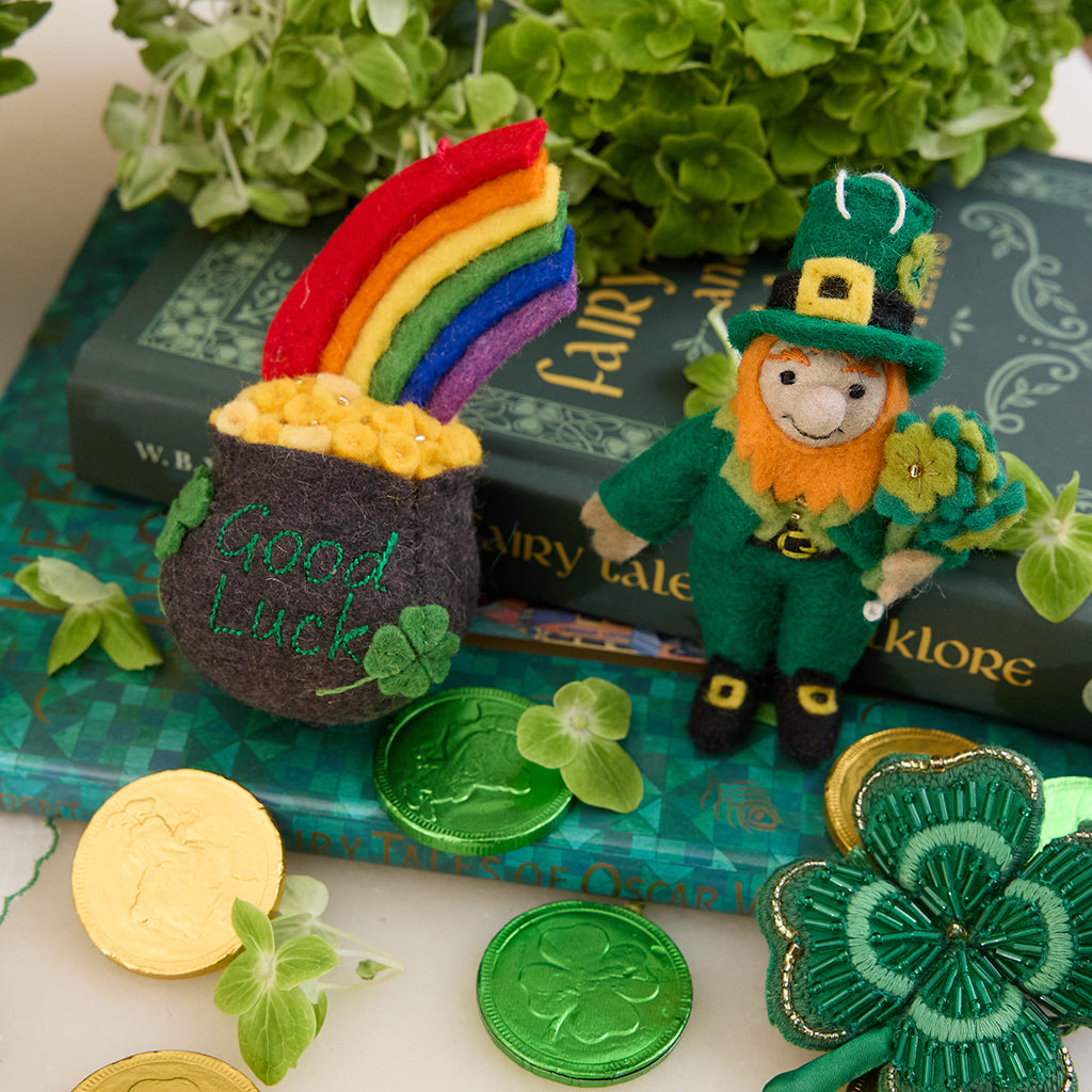 Mini-ornement de lutin irlandais