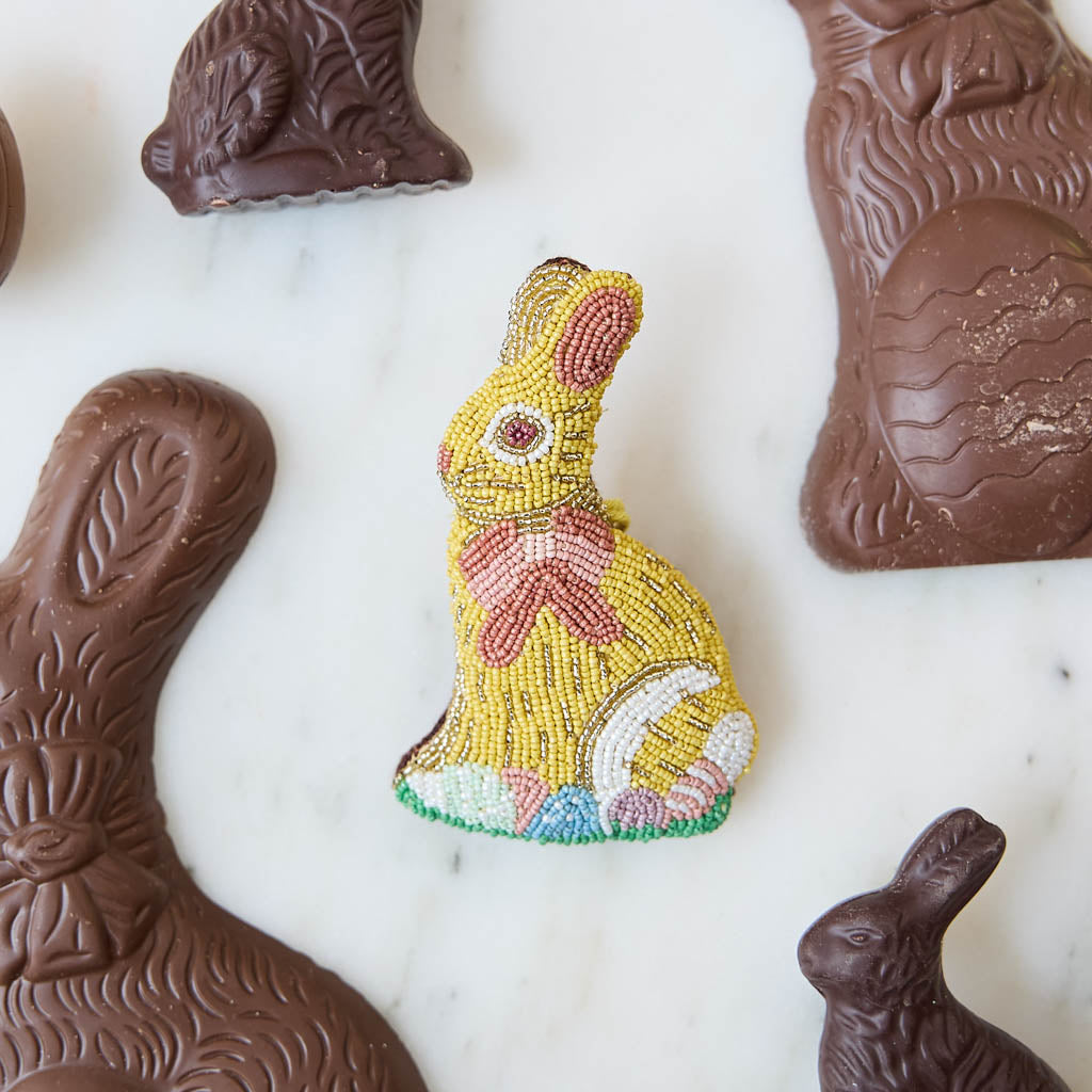 Ornement perlé lapin de Pâques en chocolat