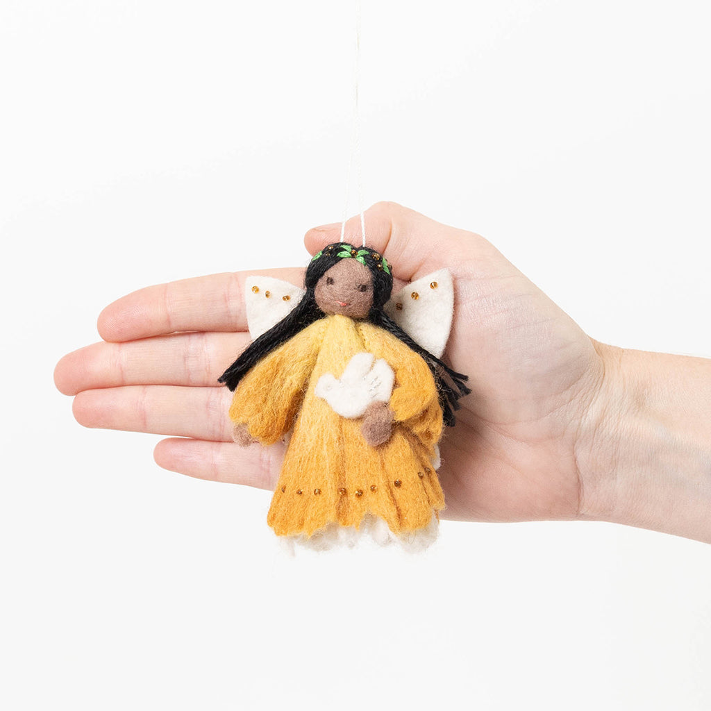 Petit ange colombe de la paix ornement