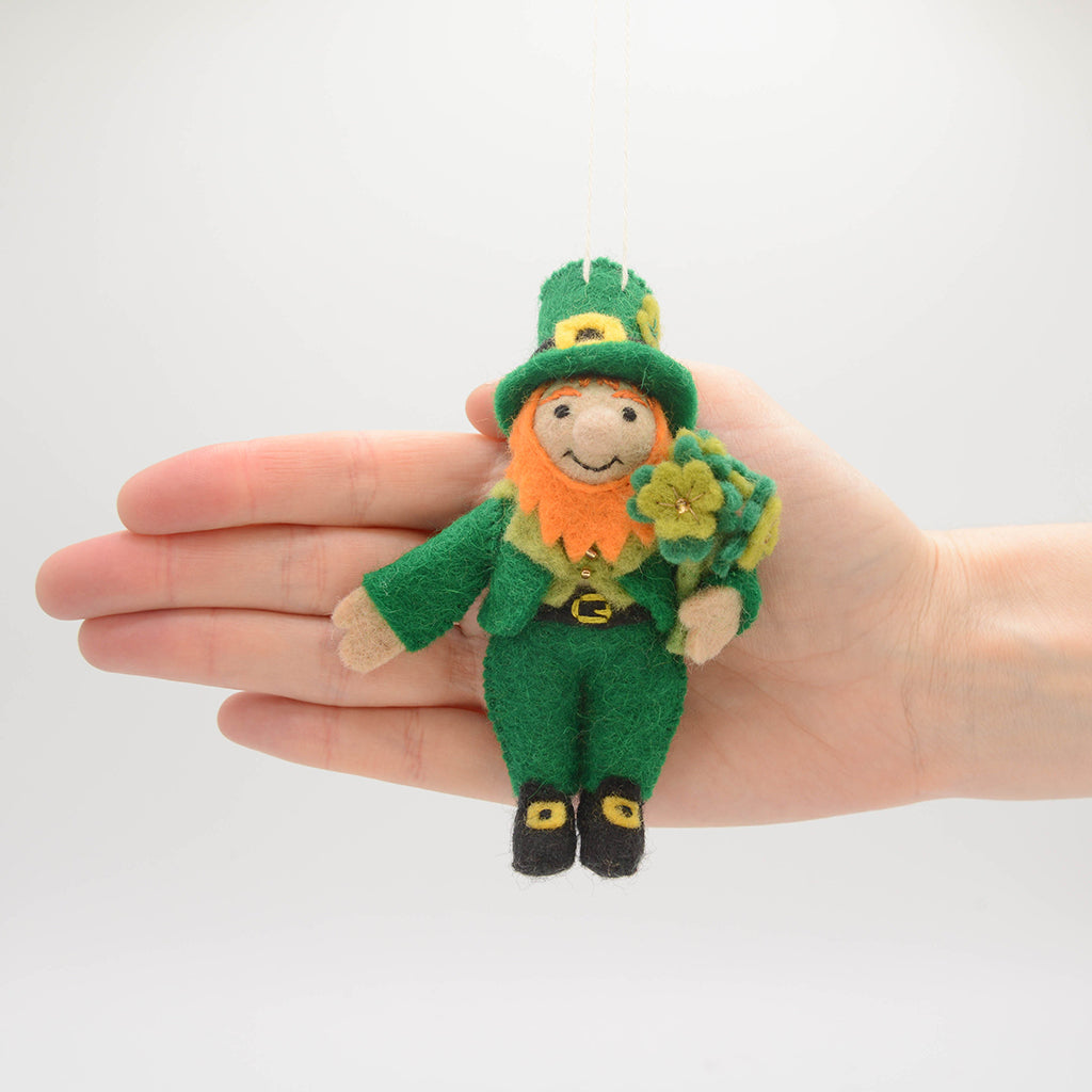 Mini-ornement de lutin irlandais