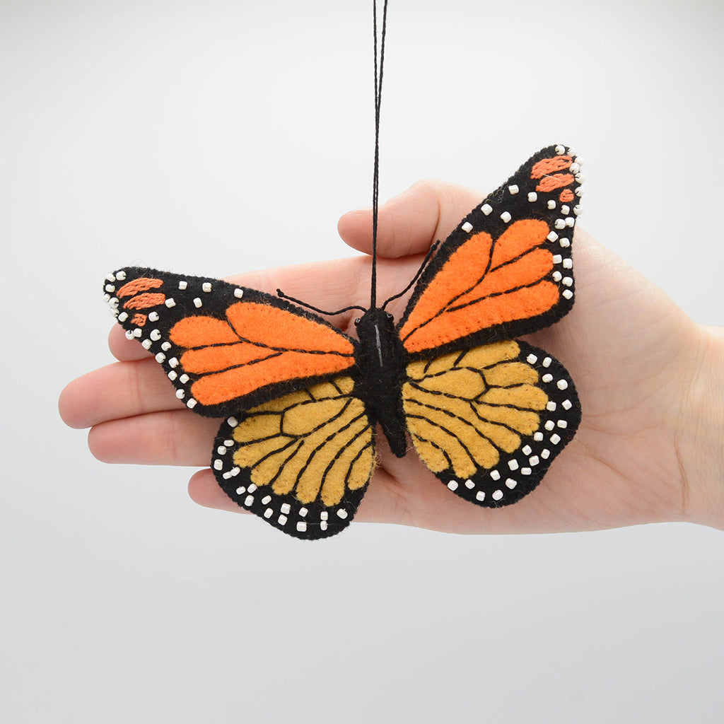 Ornement majestueux du papillon monarque